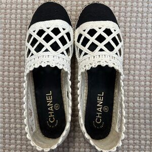 CHANEL Espadrilles